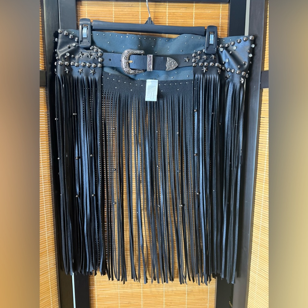 Fringe studded belt NWOT
